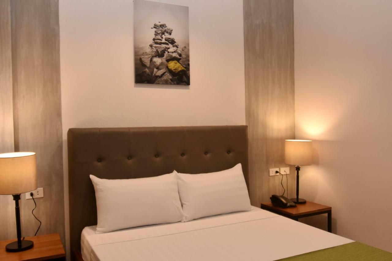 Andeo Suites Анхелес Екстериор снимка